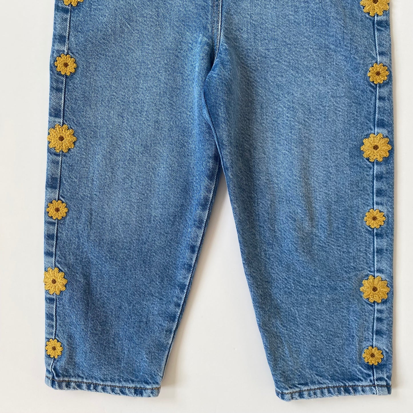 4-5Y Zara embroidered sunflower blue denim dungarees