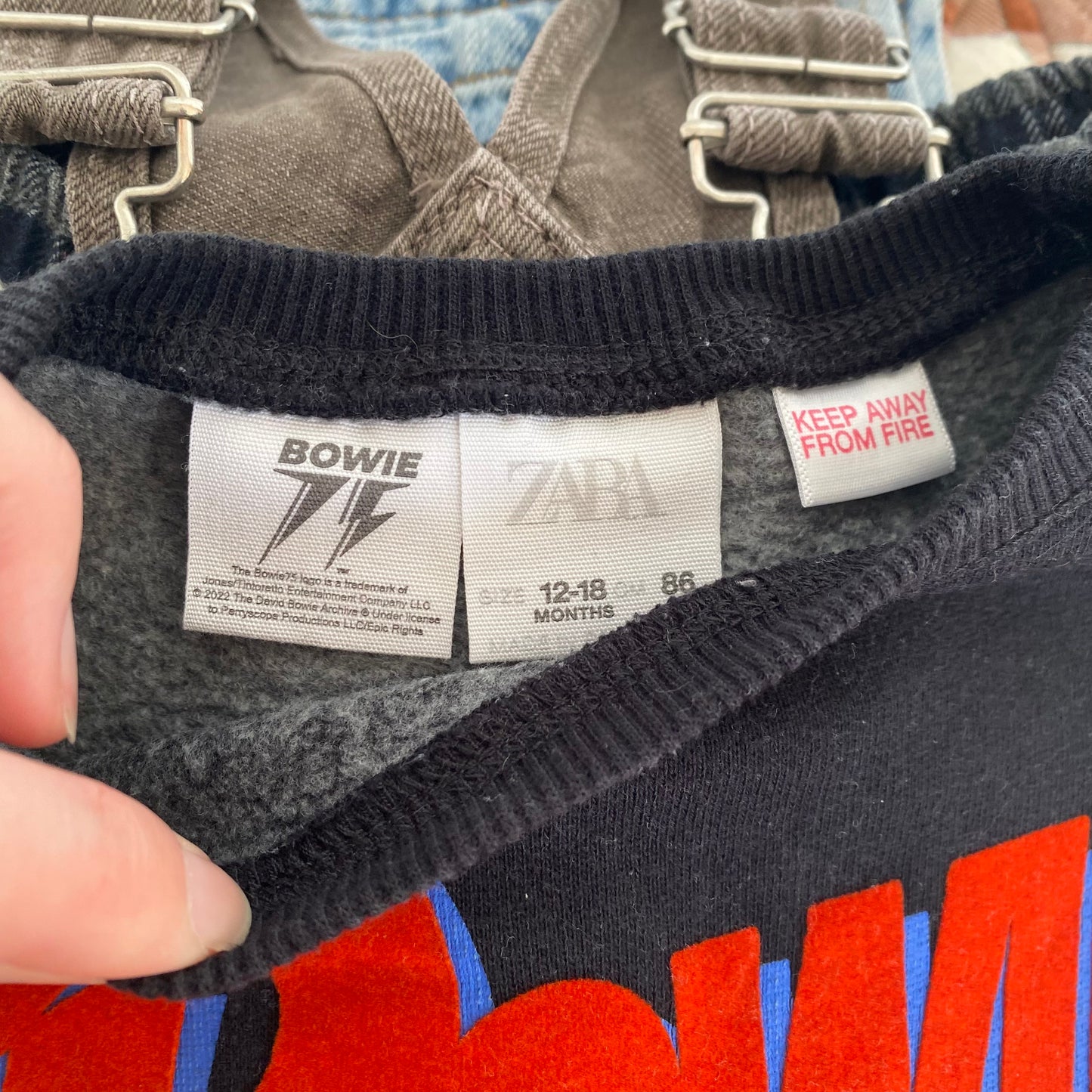 12-18M* Zara Bowie sweatshirt