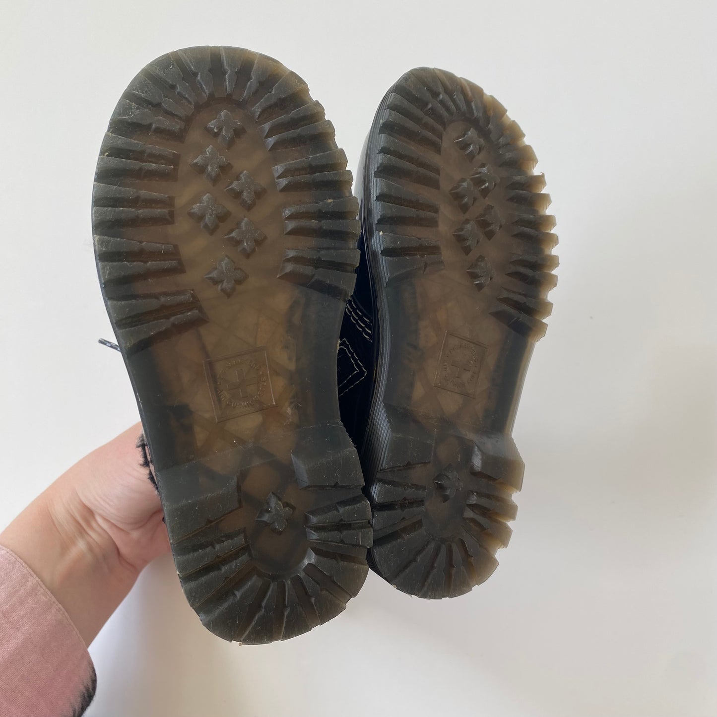Dr Martens 1460 junior faux fur lined black patent boots UK size 8