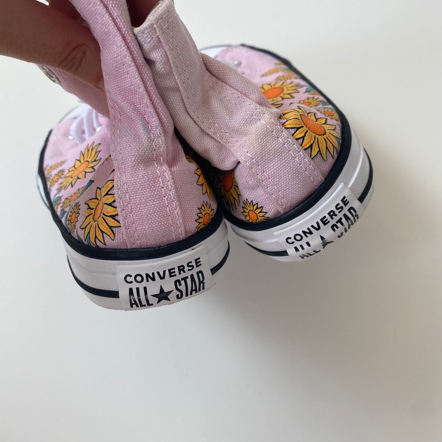 Converse sunflower pink junior UK size 2