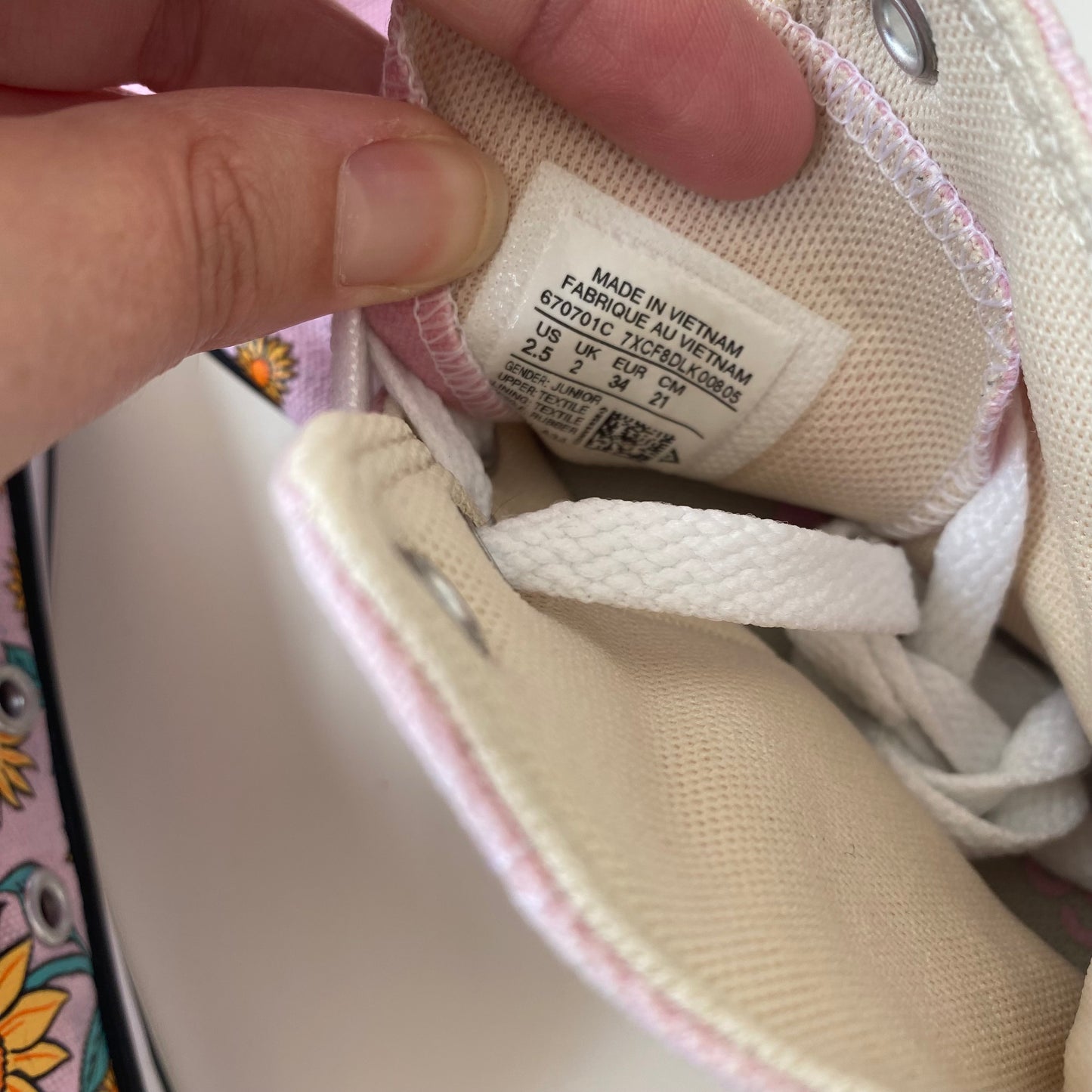 Converse sunflower pink junior UK size 2