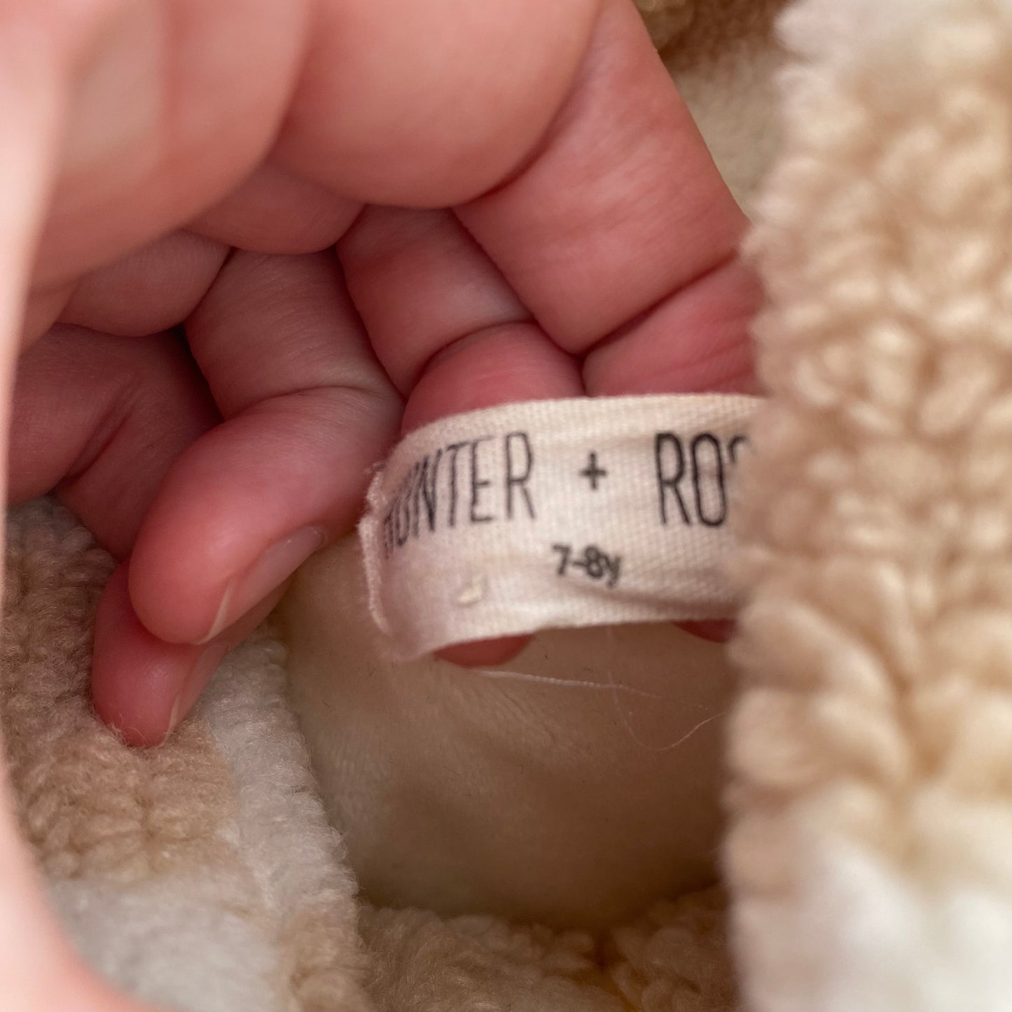 7-8Y Hunter + Rose beige checkerboard teddy fleece