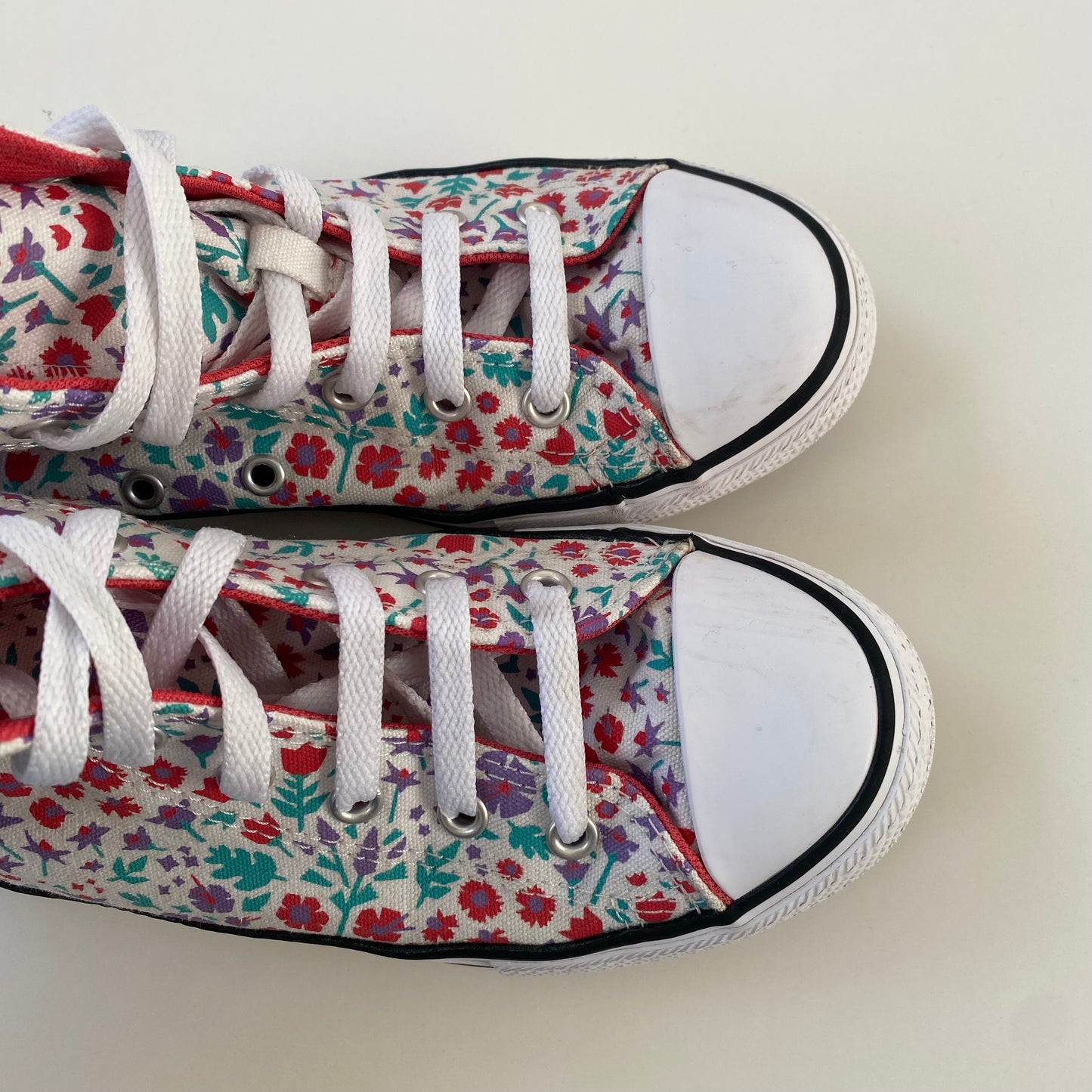 Converse ditsy floral junior UK size 2