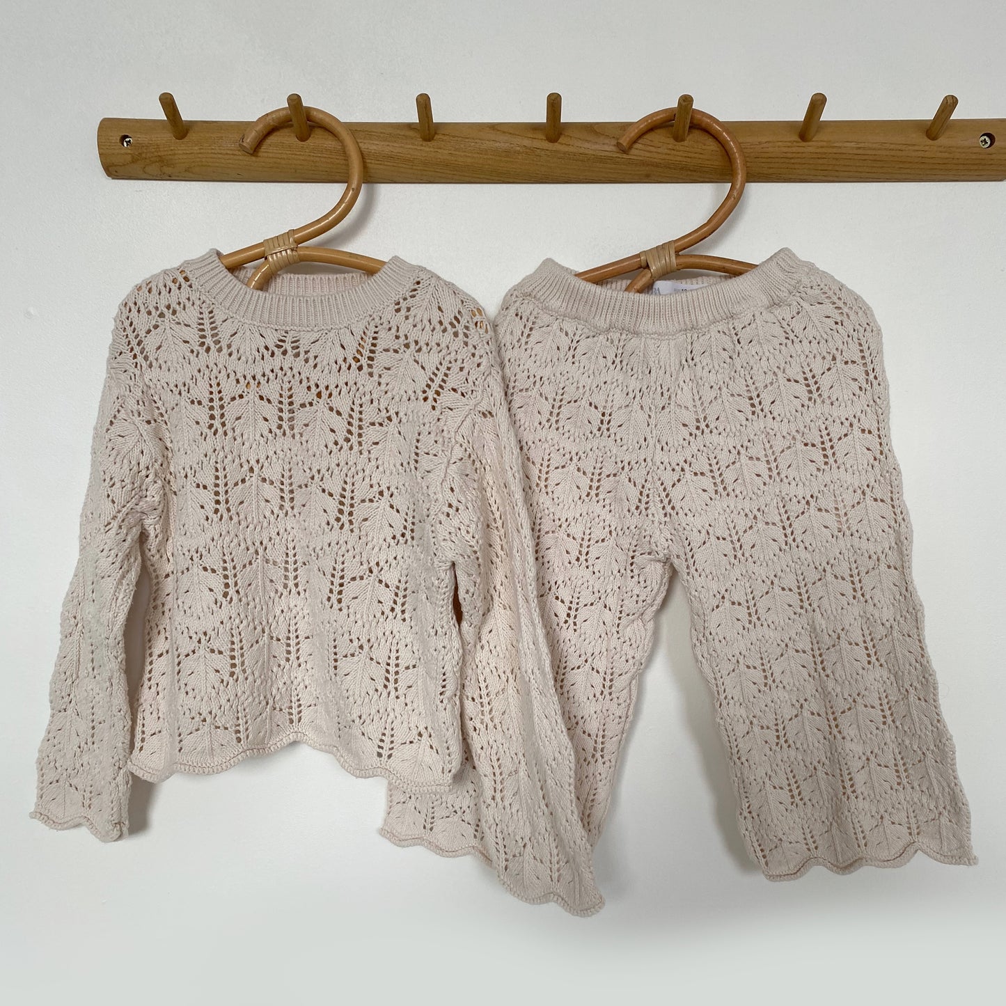 12-18/18-24M Zara cream crochet knit co-ord long sleeve jumper and wide leg trousers