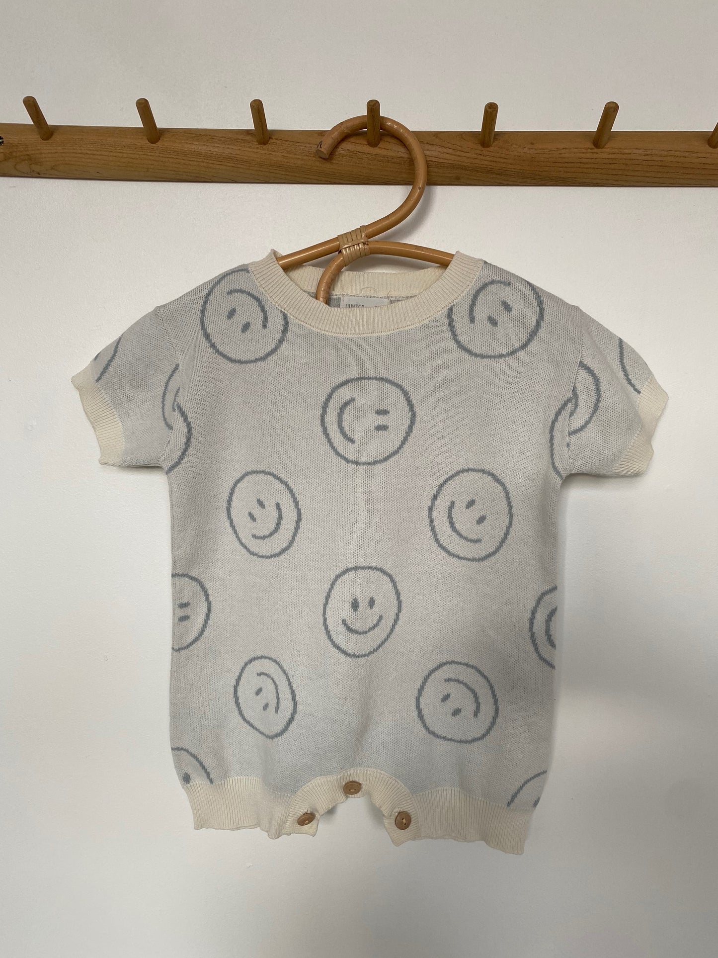 6-12M Hunter + Rose cream smiley face knitted romper