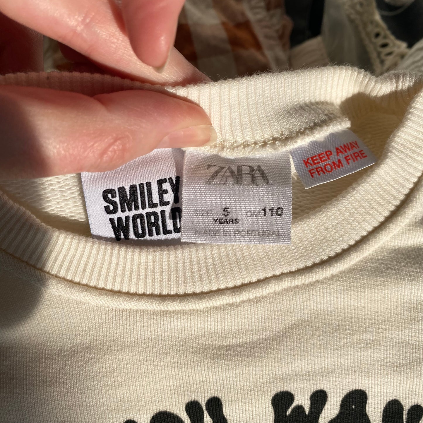 4-5Y Zara smiley world sweatshirt