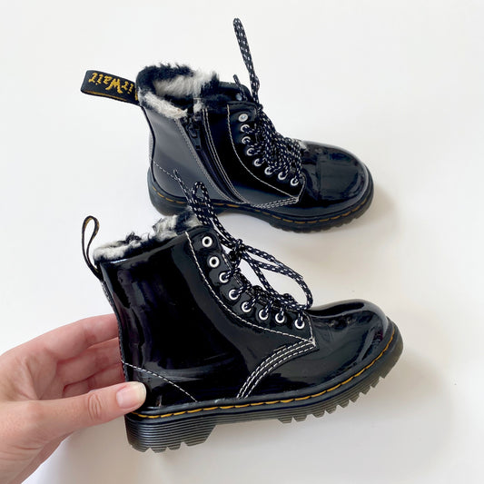 Dr Martens 1460 junior faux fur lined black patent boots UK size 8