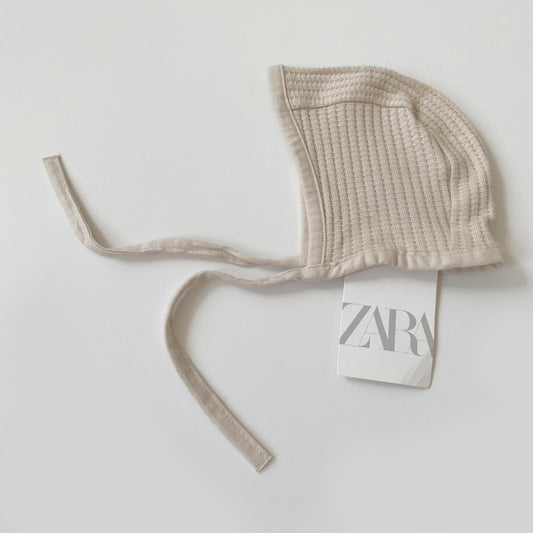 0-3M Zara cream waffle bonnet - new with tags