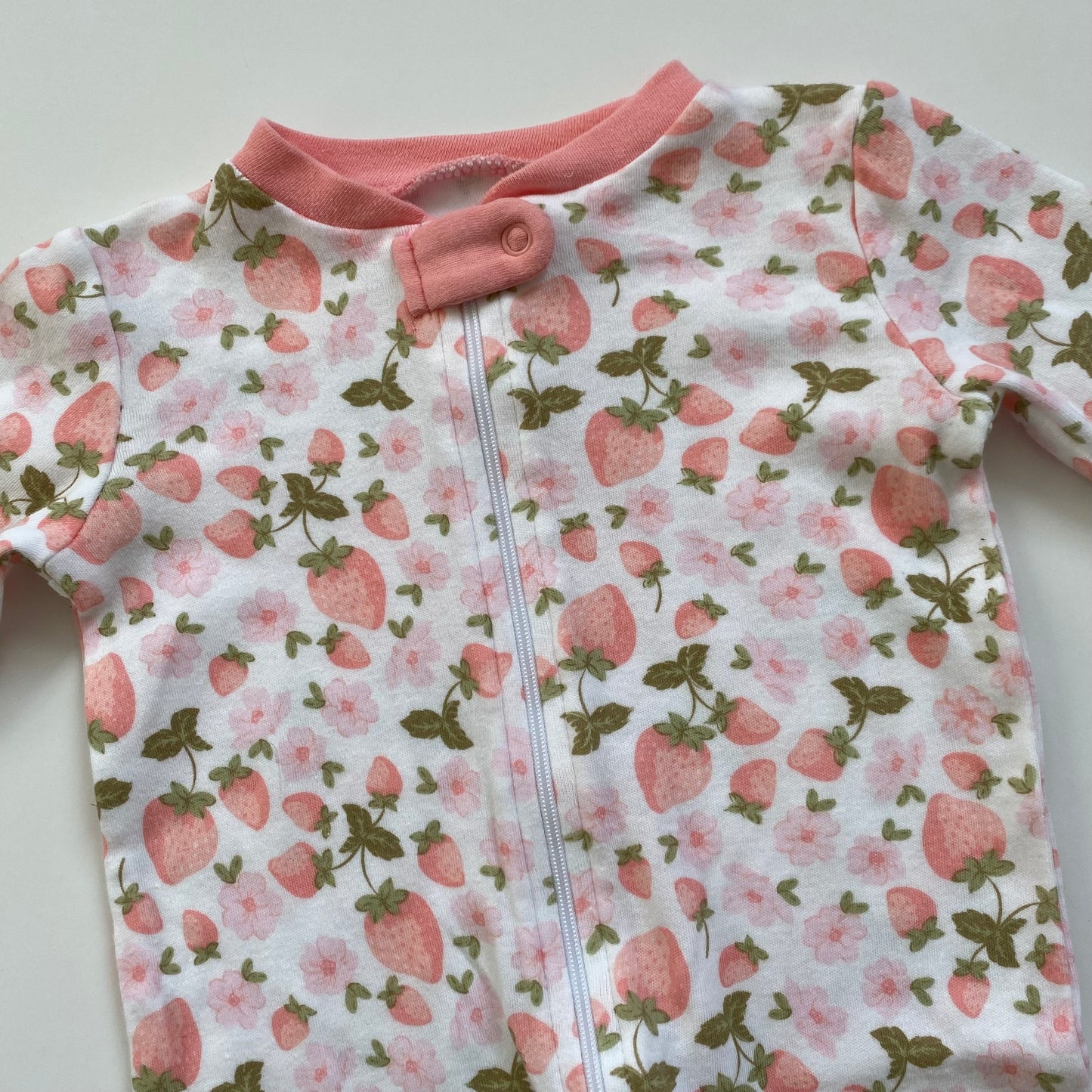 6-9M Kyle & Deena strawberry zip sleepsuit
