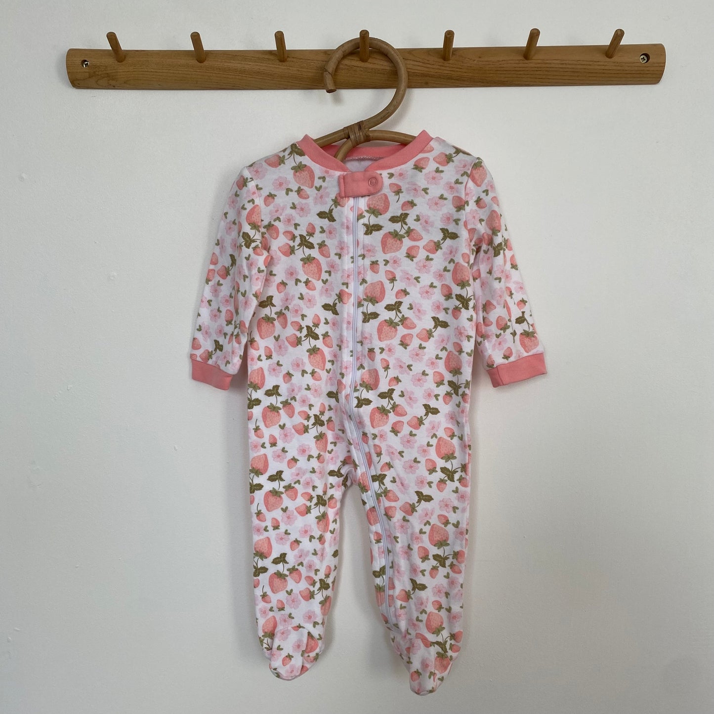6-9M Kyle & Deena strawberry zip sleepsuit